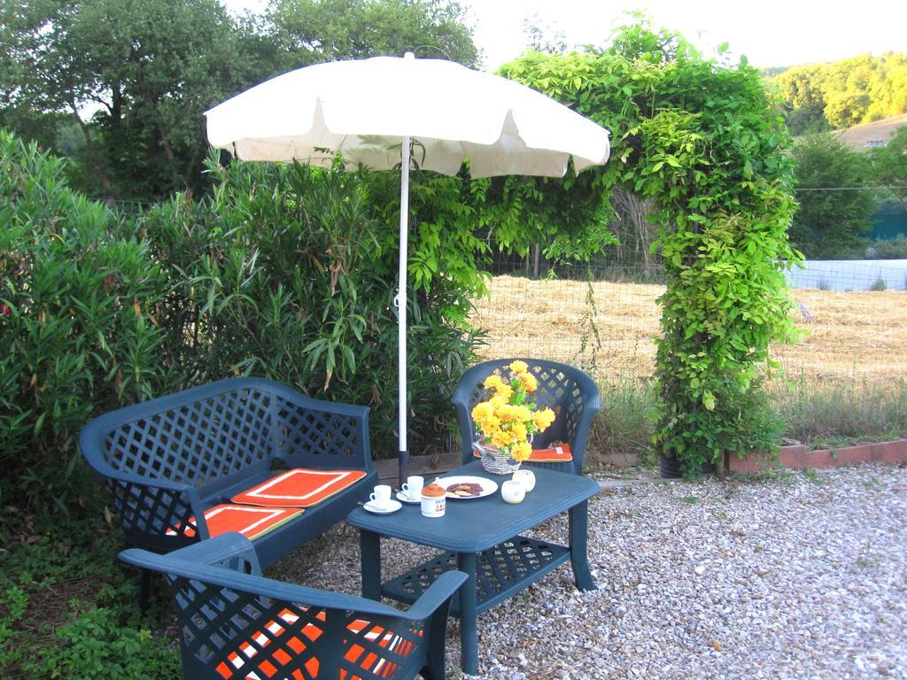 La Pietra Rara B&B 蒙托内 外观 照片