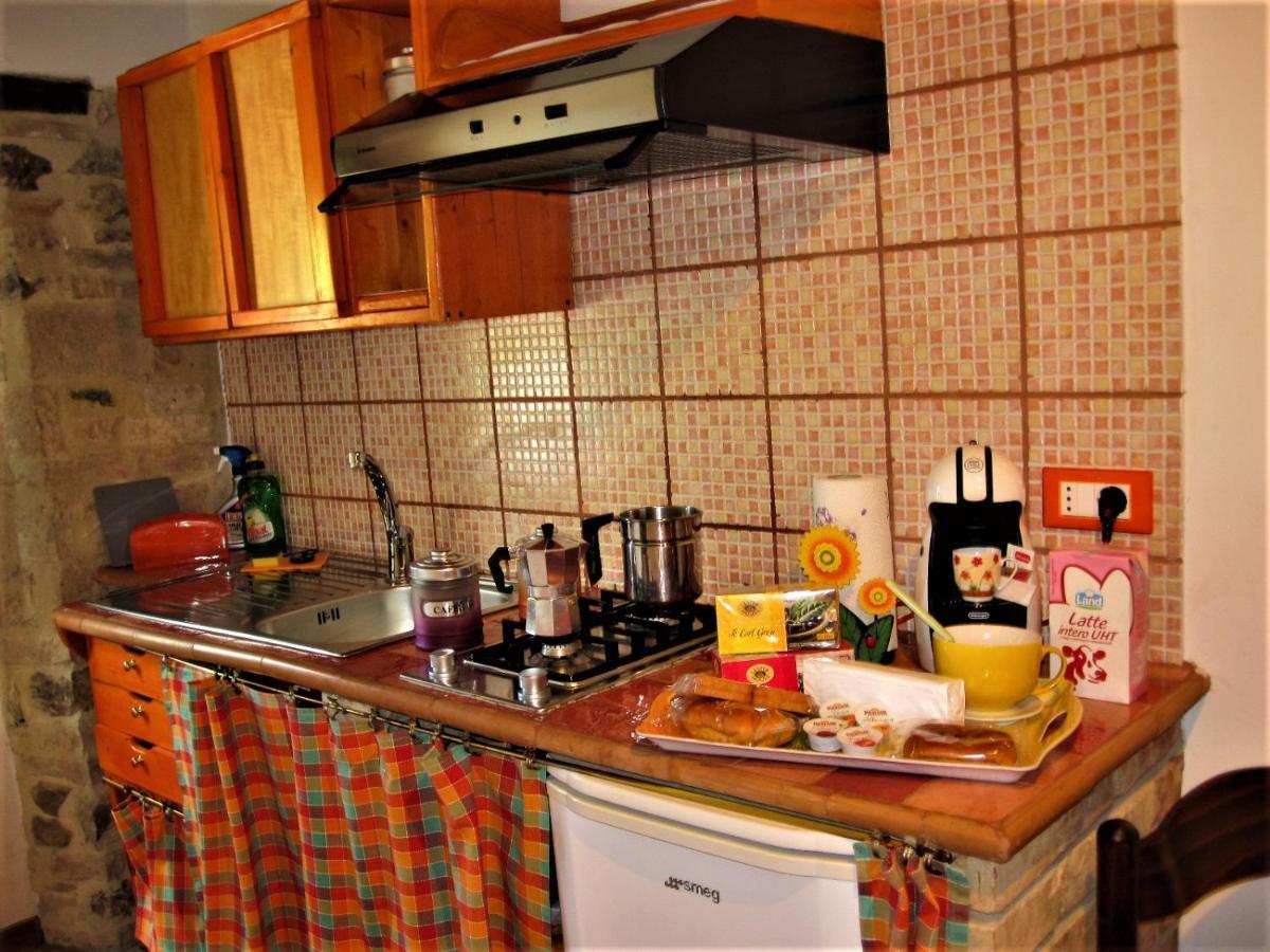 La Pietra Rara B&B 蒙托内 外观 照片