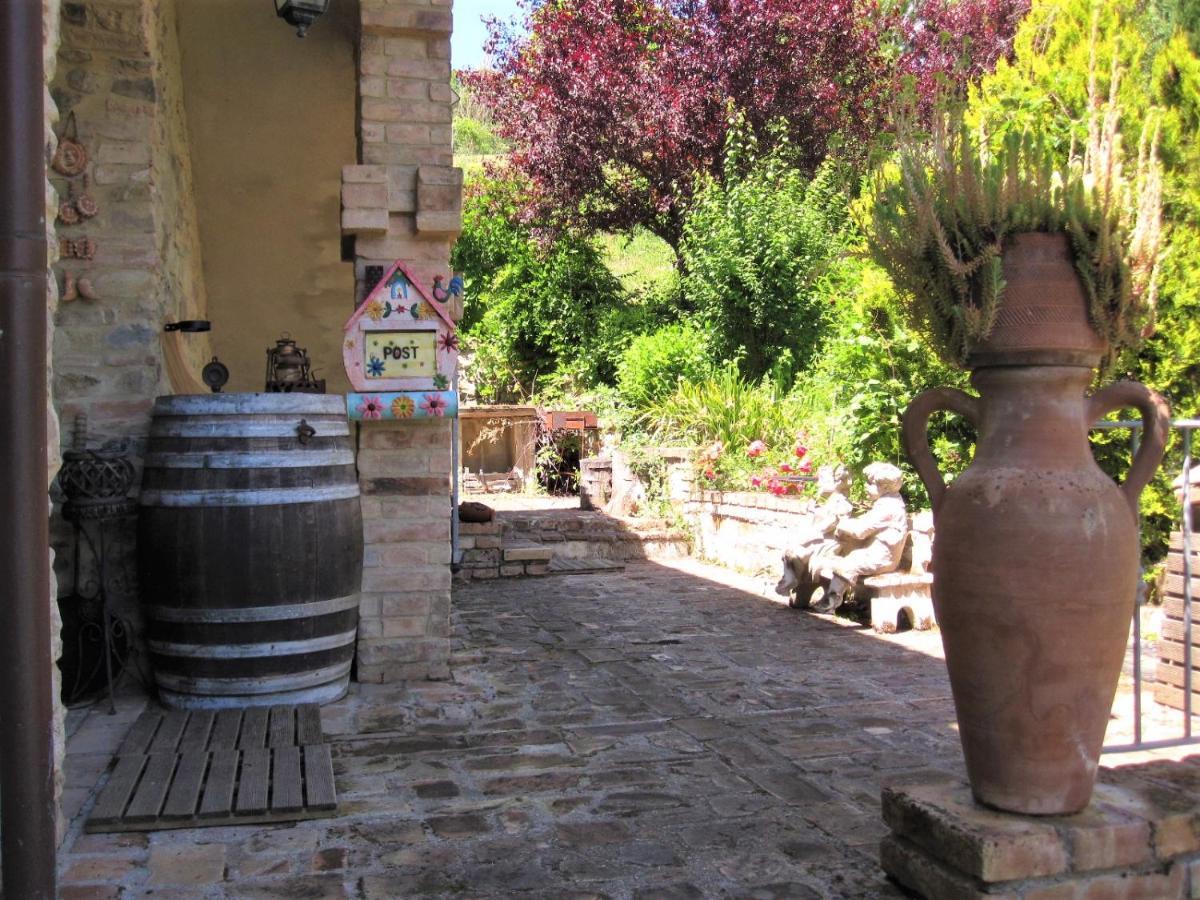 La Pietra Rara B&B 蒙托内 外观 照片